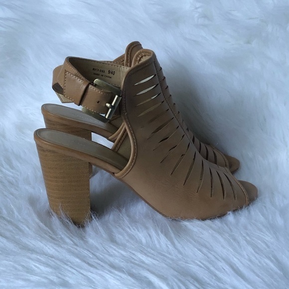 Chinese Laundry Shoes Chunky Heels Women’s size 9M Sandal’s - Picture 1 of 10